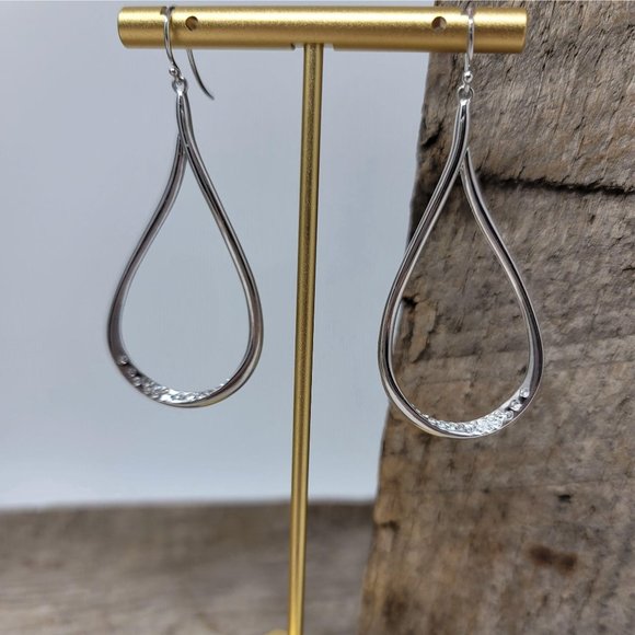 Stunning Rhinestone Dusted Hoop Earrings Silver Ov - Picture 4 of 7